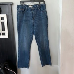 Women's Straight Leg Levi's Jeans